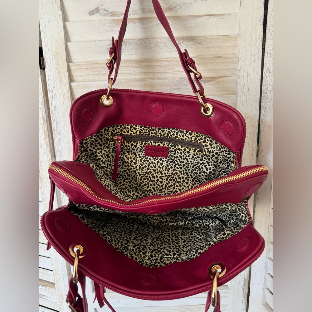 Sorial New York Red / Burgundy Leather Tote Zipper Accents Pocketbook Travel - Picture 14 of 16